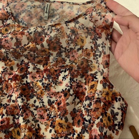 Floral Colorful Summer Mini Dress with belt - Picture 5 of 16